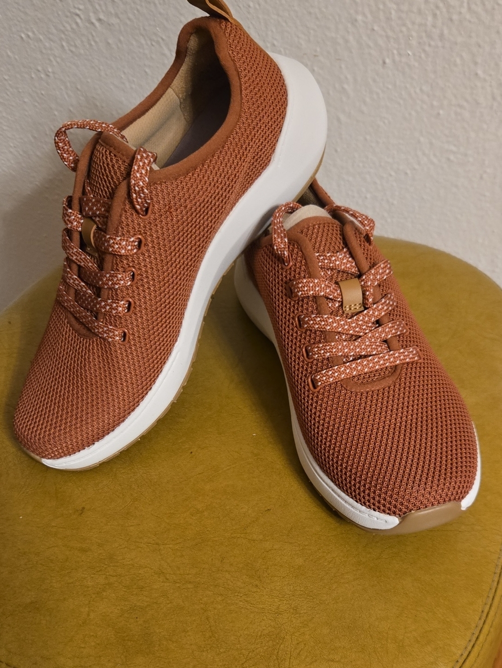 Dr Scholls Lace Up High Hopes Sneakers In Weather Clay